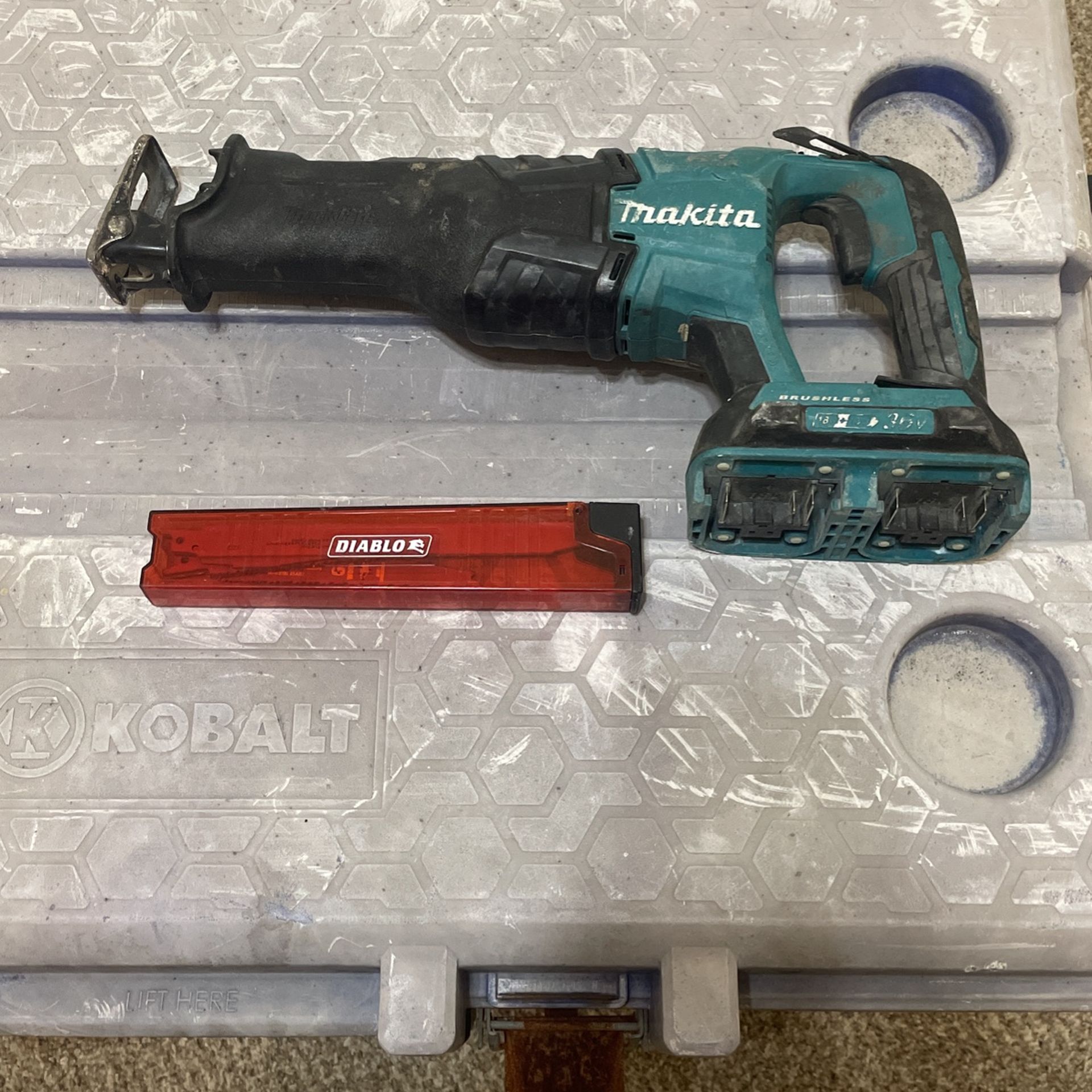 Makita 18V X2 (36V) LXT Lithium-Ion Brushless Cordless Reciprocating Saw (Tool Only)
