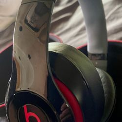 LEGENDARY BEATS STUDIO WIRELESS THE MOST POWERFUL VERSION EVER 