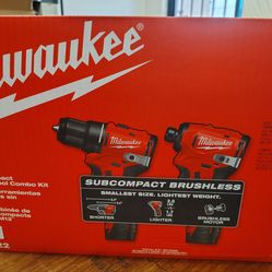 Milwaukee M12 brushless sub compact kit