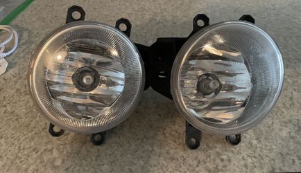 Toyota Tacoma Fog Lights OEM