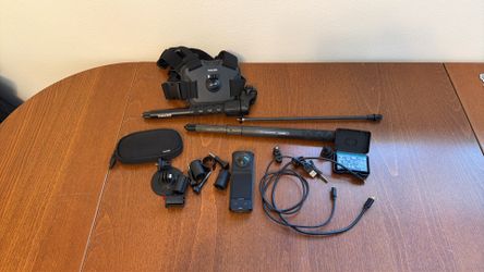 Insta360 X4