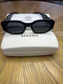 Versace Medusa Biggie Sunglasses*On Hand Brand New With Box