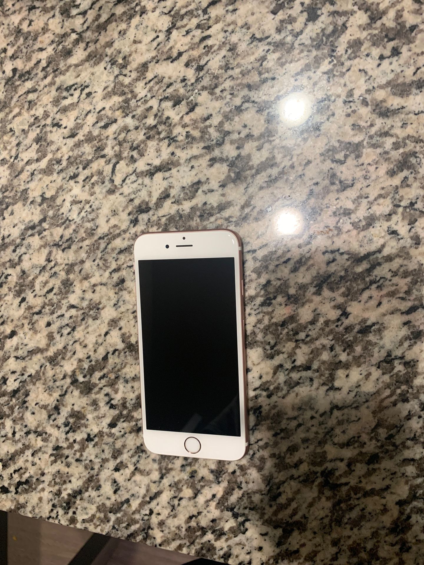 iPhone 7 rose gold unlocked