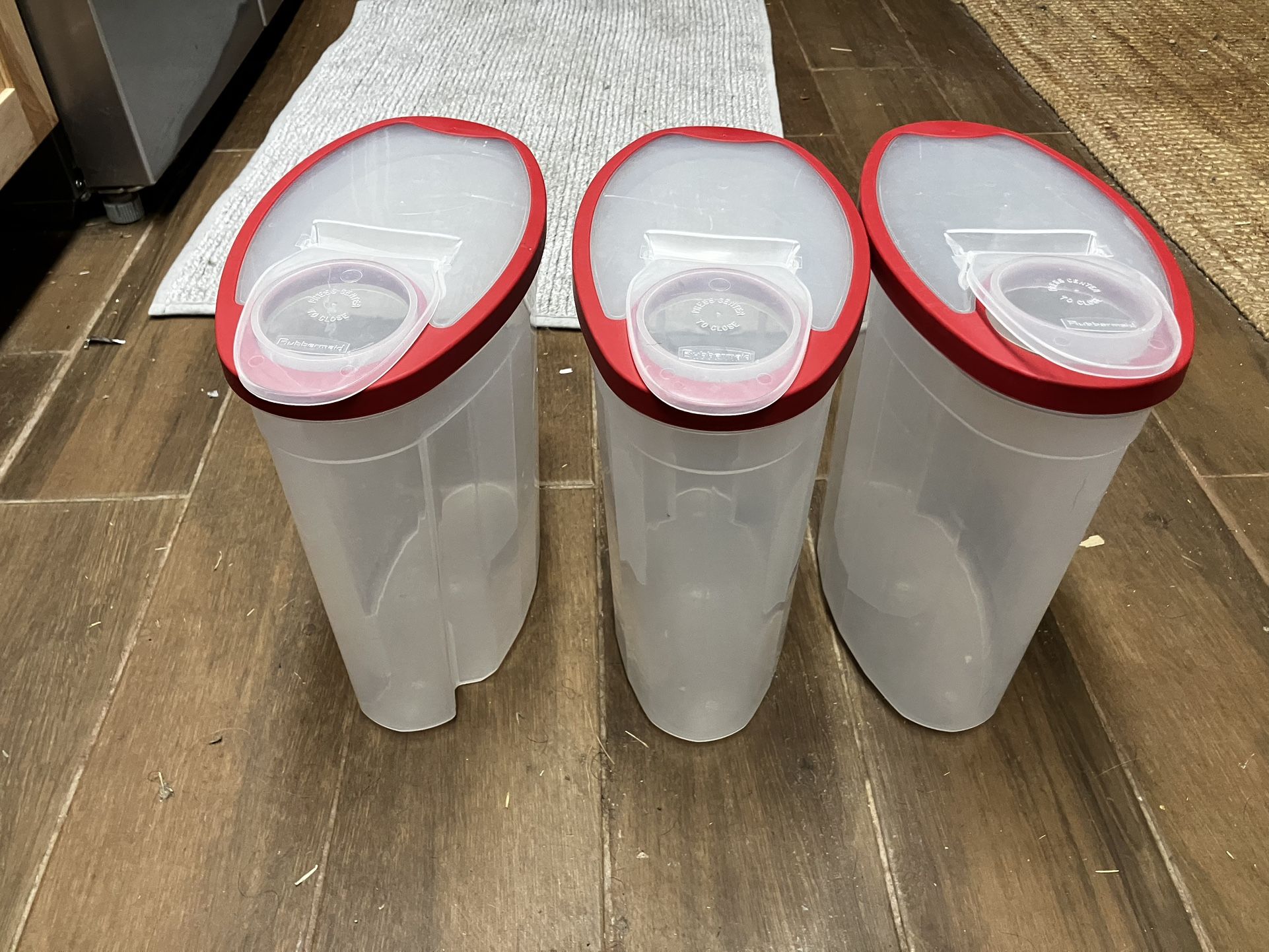 Rubbermaid Flex Seal Cereal Storage