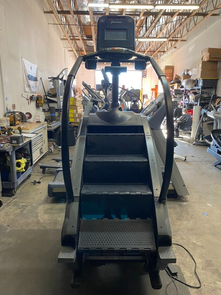 Stairmaster 8G Stepmill