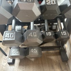Set Of Cast Iron Hex Dumbbells 15s To 45s  Total : 420 lbs (NO RACK INCLUDED)