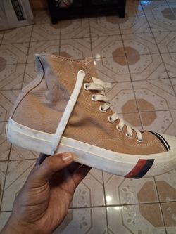 Brown sneakers shoes (size 8)