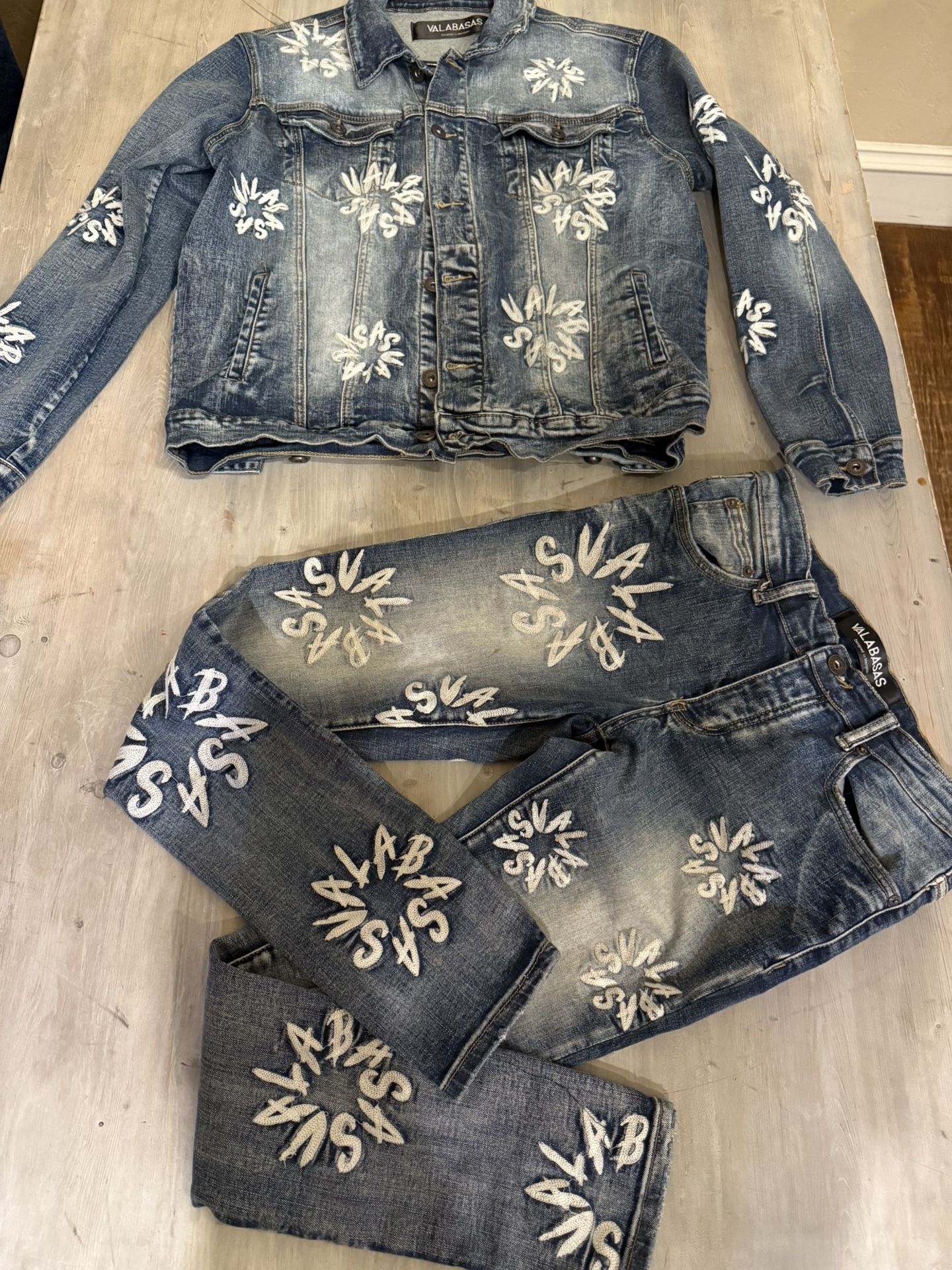 Mens Valabasas Jean Outfit