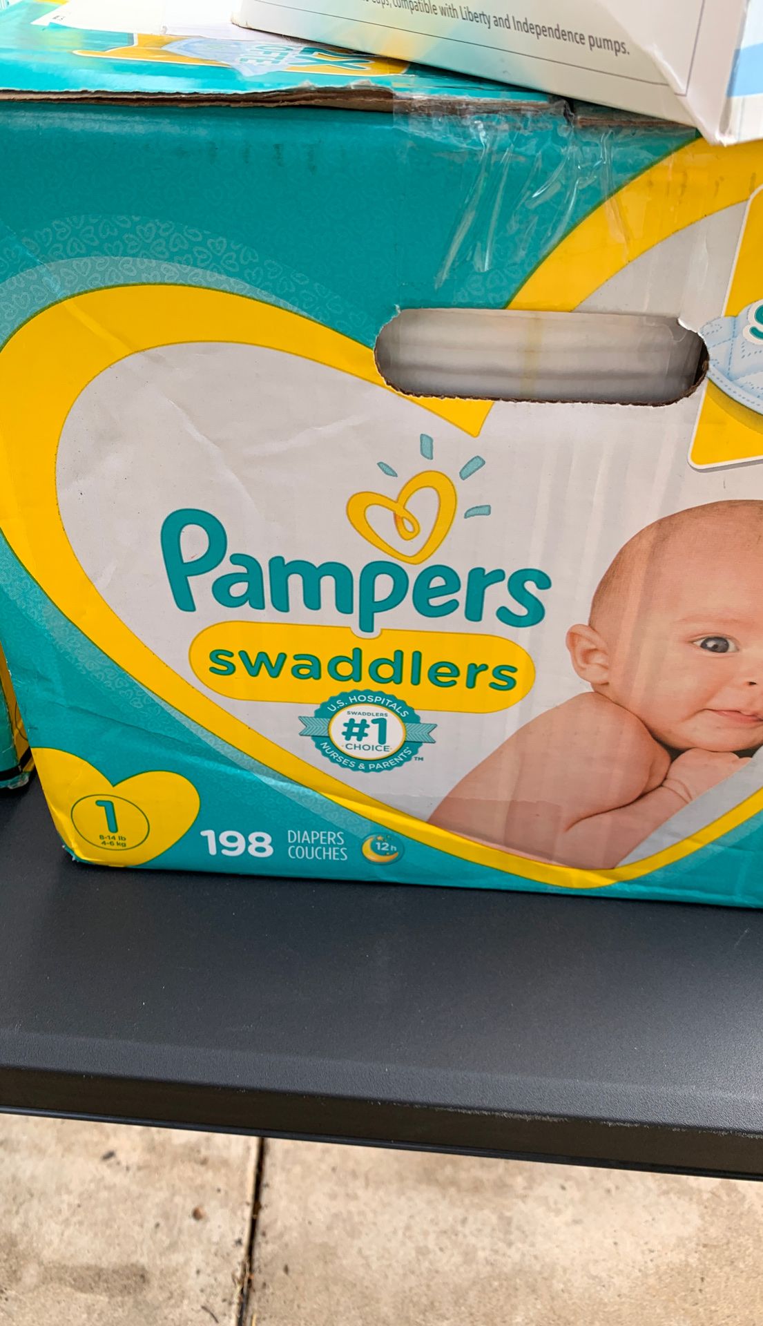 Pamper swaddlers size 1