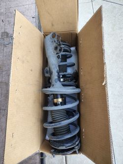 2011 Toyota Camry Front Struts