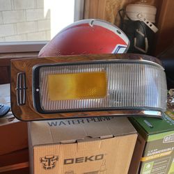 Lincoln Town car Side Light
