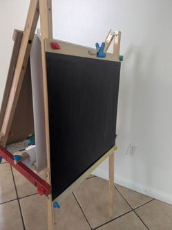 Melissa & Doug Deluxe Standing Art Easel