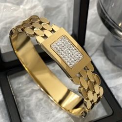  Stainless Steel Rhinestone Cuff Bracelet - Durable & Stylish 