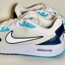 Men’s Nike Air Solo    Size 9.5