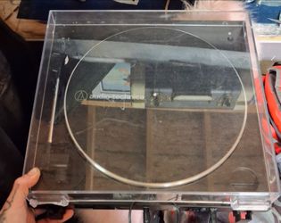 Audiotechnica turntable