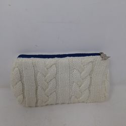 White Cable Knit Pouch Clutch Wristlet Travel Bag Zippered Academia Ivy Prep