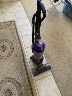 Dyson Canister Vacuum Cleaner 