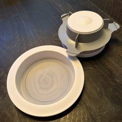 Pampered Chef Burger & Slider Press