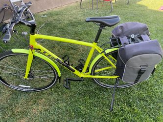 Bright Neon Green Trek FX 1 Stagger Disc Can Deliver