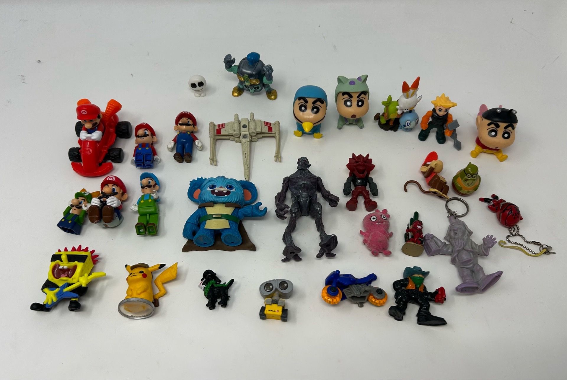 Mixed Mini Figure Lot Mario Pokemon Disney Anime Toys Keychains Nintendo