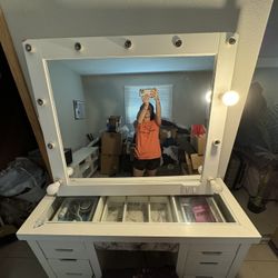 Vanity Mirror 