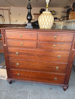 Ethan Allen king-size bedroom set minus nightstand