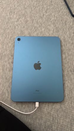 iPad 10th Gen 64GB WiFi Blue – Excellent Condition