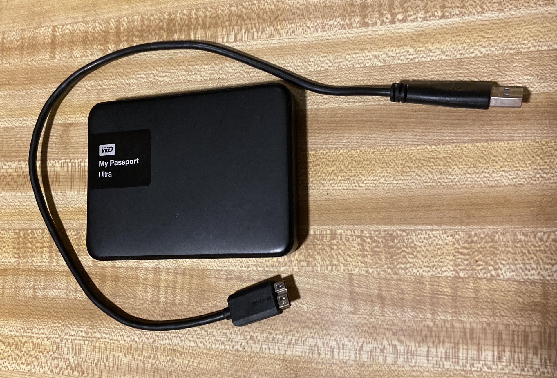 External Hard Drive (Western Digital My Passport Ultra)