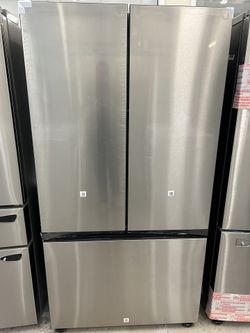 ❄️Never Used Samsung 3- Door French Door Refrigerator With Water And Ice Makers❄️