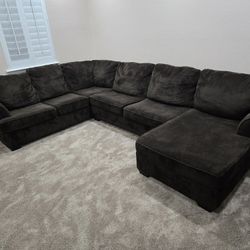 3pc Black Sectional Sofa
