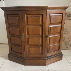 Entry Way Cabinet 