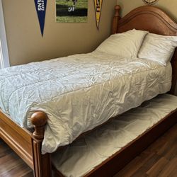 Pottery Barn Twin Trundle Bed With Mattress 