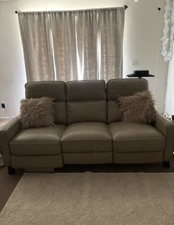 Couch Recliner 