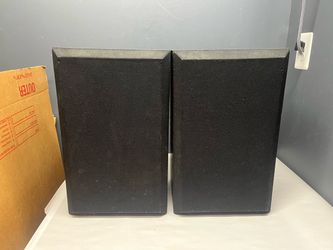 Pair of Vintage Bose Model 31 Bookshelf Speakers with Replacement Legacy Woofers