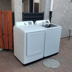 Washer And Gas Dryer 