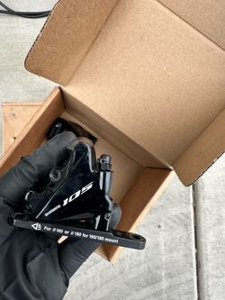 Shimano 105 Hydraulic Disk Brake Set