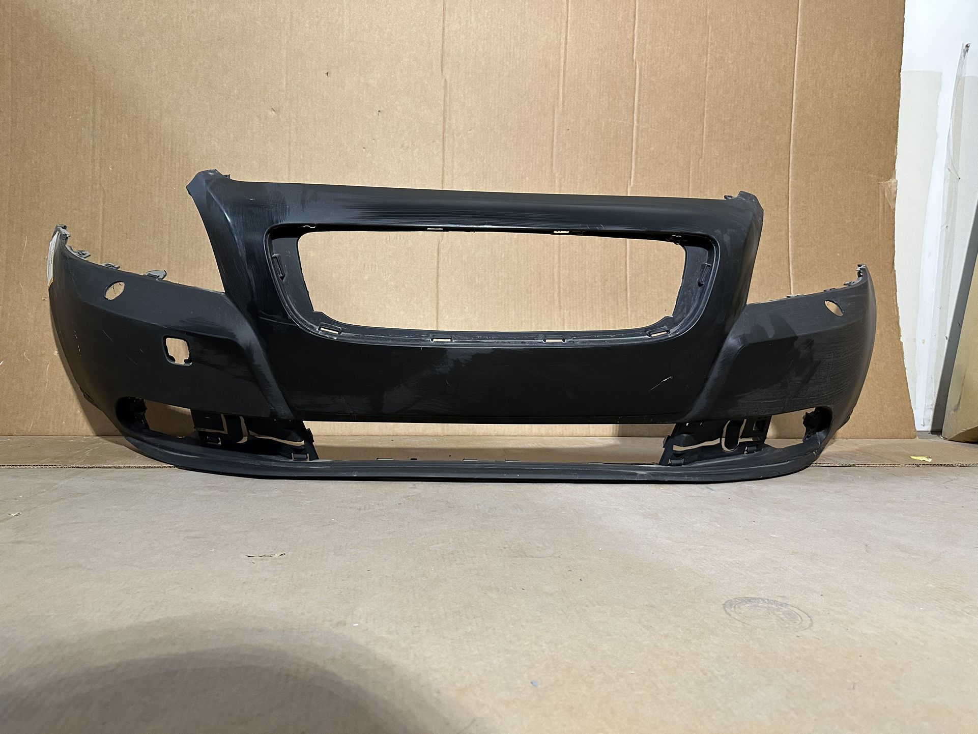 08-11 VOLVO S40 FRONT BUMPER
