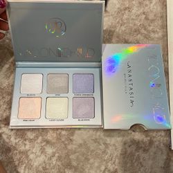 Anastasia Beverly Hills Moon Child