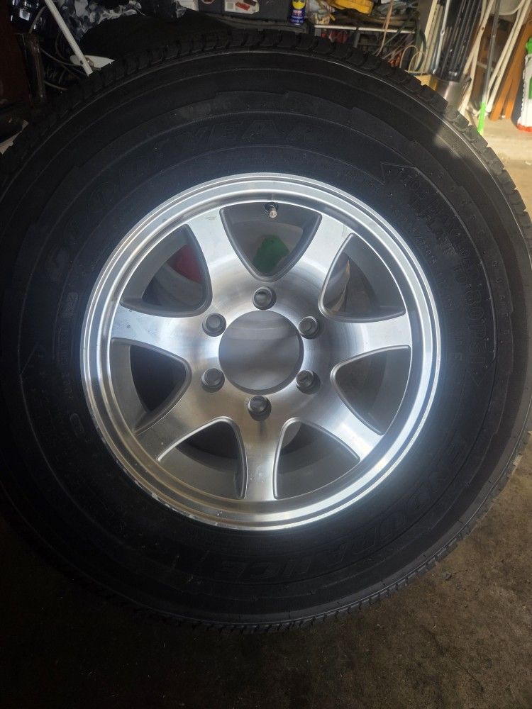 Tire for Airstream