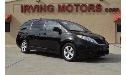 Toyota Sienna 2014