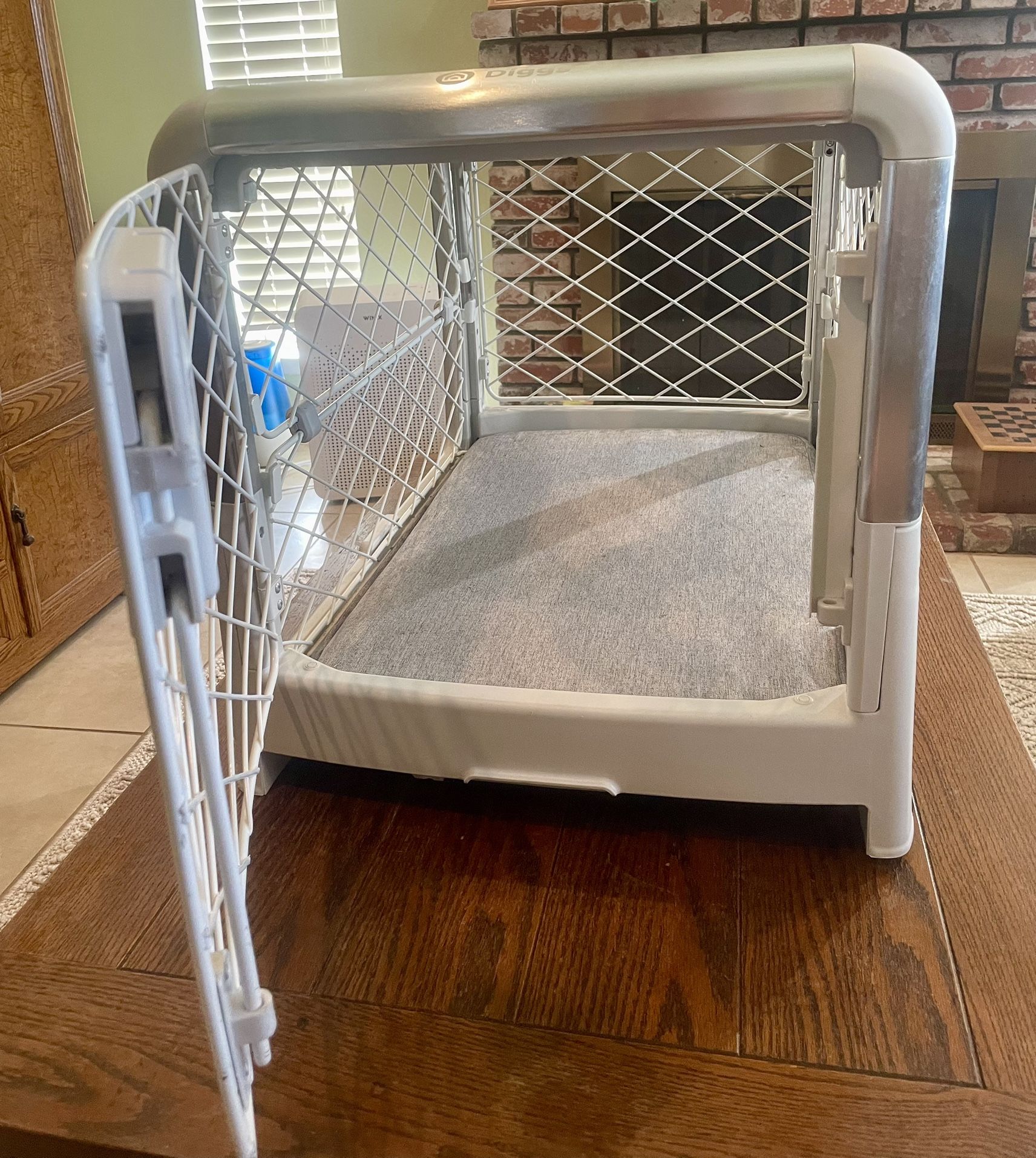 Diggs Revol Collapsible Dog Crate with Wheels