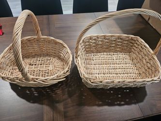 Gift baskets x 2