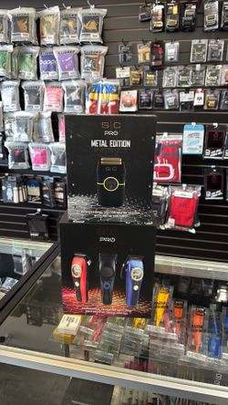 Combo set $300 instinct shaver and clipper