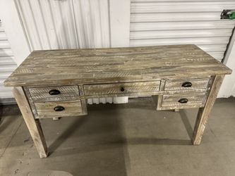5 Drawer Desk With Chair