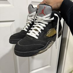 Jordan 5 Metallic Beaters