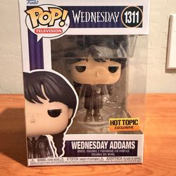 WEDNESDAY ADDAMS HOT TOPIC EXCLUSIVE FUNKO POP