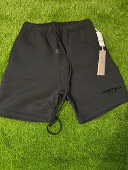 Fear of God Essentials black sweat shorts Size M #essentials #sweatshorts