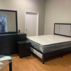 QUEEN SIZE SET $595 / KING SIZE SET $675 !!! PRICE INCLUDES DELIVERY!!! 