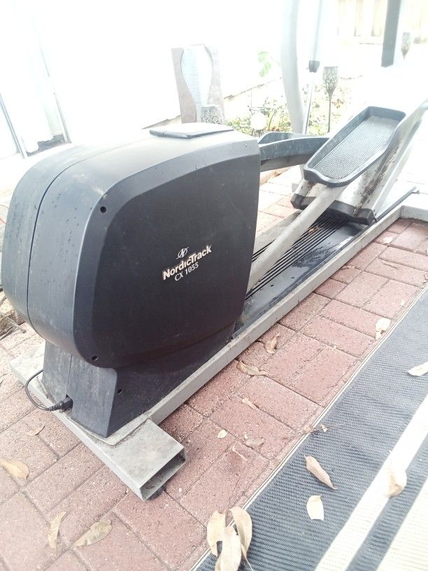 Nordictrack Elliptical Machine 