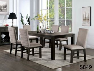 7 Pc Dining Table Set